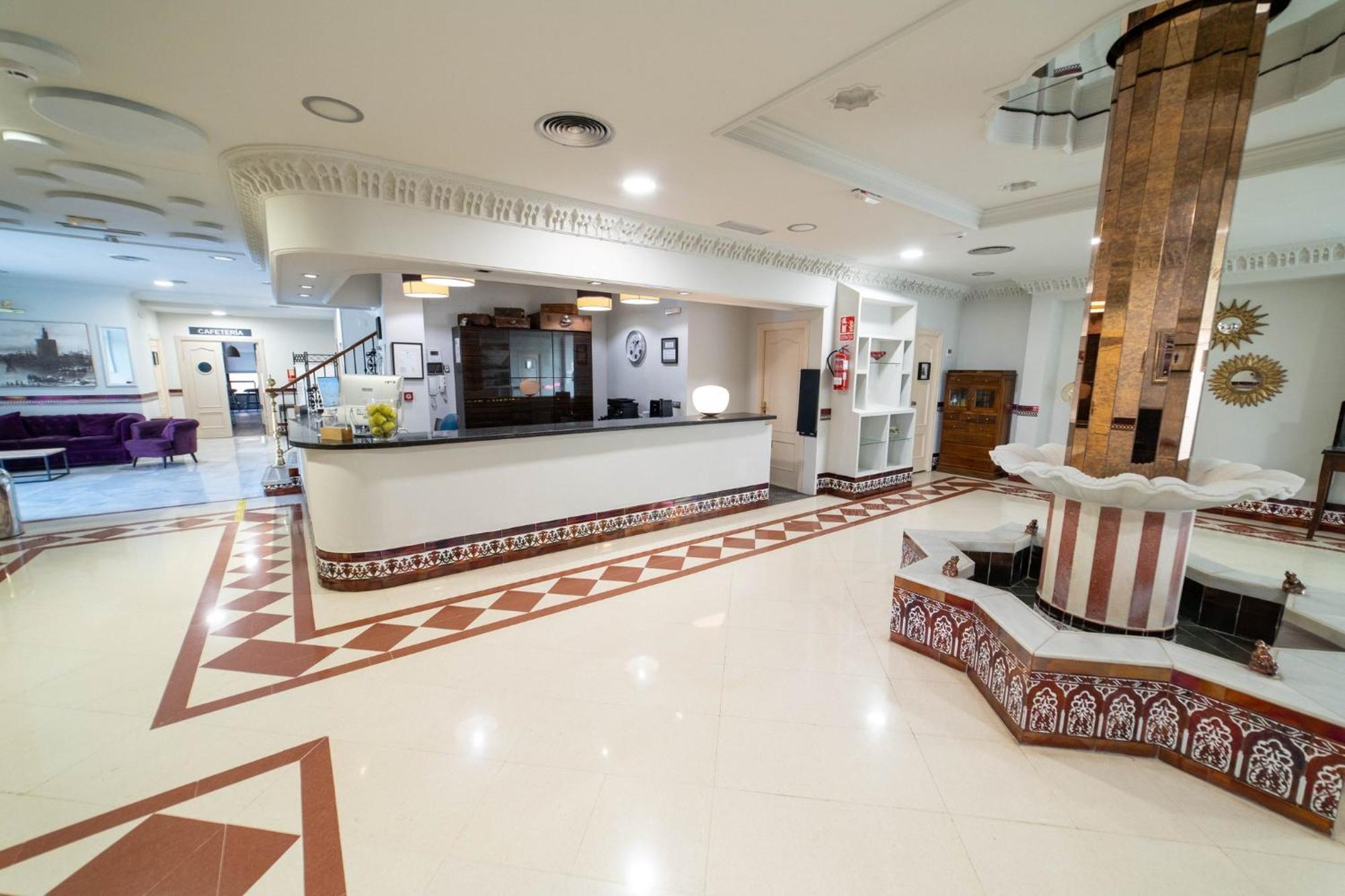 Hotel Sercotel Dona Carmela Seville Ngoại thất bức ảnh